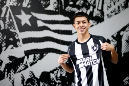 Matías Segovia é contratado pelo Botafogo com contrato até o final de 2026