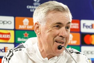 Carlo Ancelotti alerta que Chelsea verá a partida de volta contra o Real Madrid como uma salvação da temporada decepcionante do time inglês