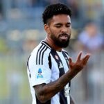 Douglas Luiz pode voltar ao Aston Villa por empréstimo