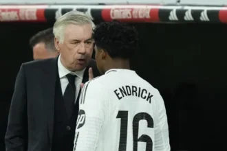 Ancelotti da bronca em Endrick