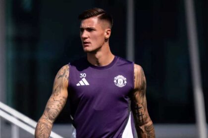 Benjamin Sesko impressiona o Manchester United com dedicação fora do comum nos treinos.