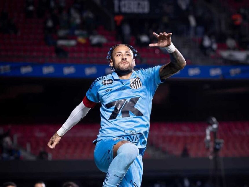 Neymar comemora gol pelo Santos no Morumbis em noite inspirada que tirou o time da zona de rebaixamento e agitou a imprensa europeia.