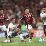 O Flamengo não tomou conhecimento e aplicou um impiedoso 8 a 0 sobre o Vitória