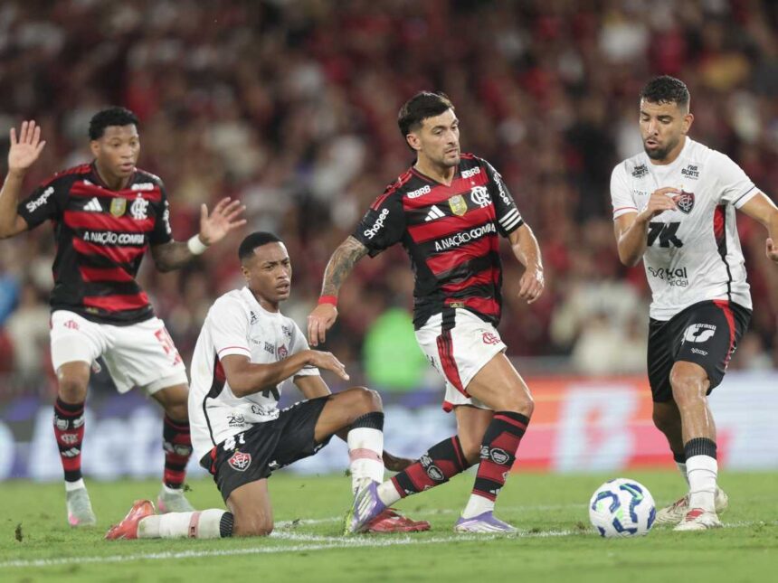 O Flamengo não tomou conhecimento e aplicou um impiedoso 8 a 0 sobre o Vitória